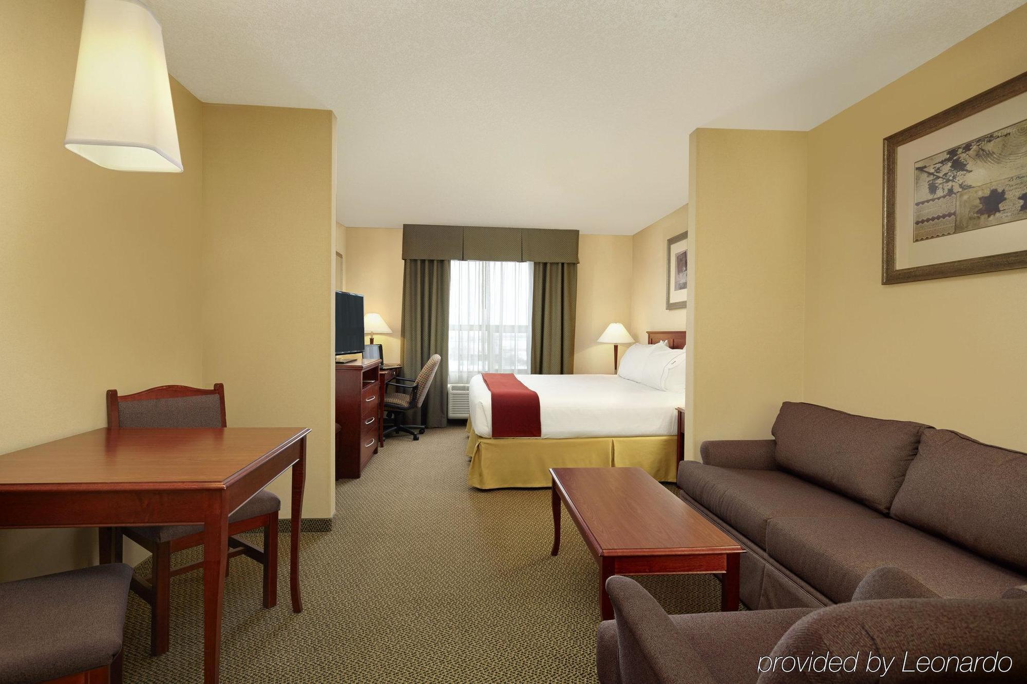 Holiday Inn Express Hotel & Suites Sherwood Park-Edmonton Area By Ihg Ngoại thất bức ảnh