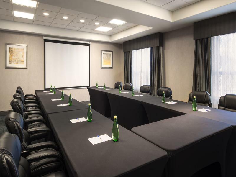 Holiday Inn Express Hotel & Suites Sherwood Park-Edmonton Area By Ihg Ngoại thất bức ảnh