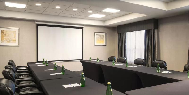 Holiday Inn Express Hotel & Suites Sherwood Park-Edmonton Area By Ihg Ngoại thất bức ảnh